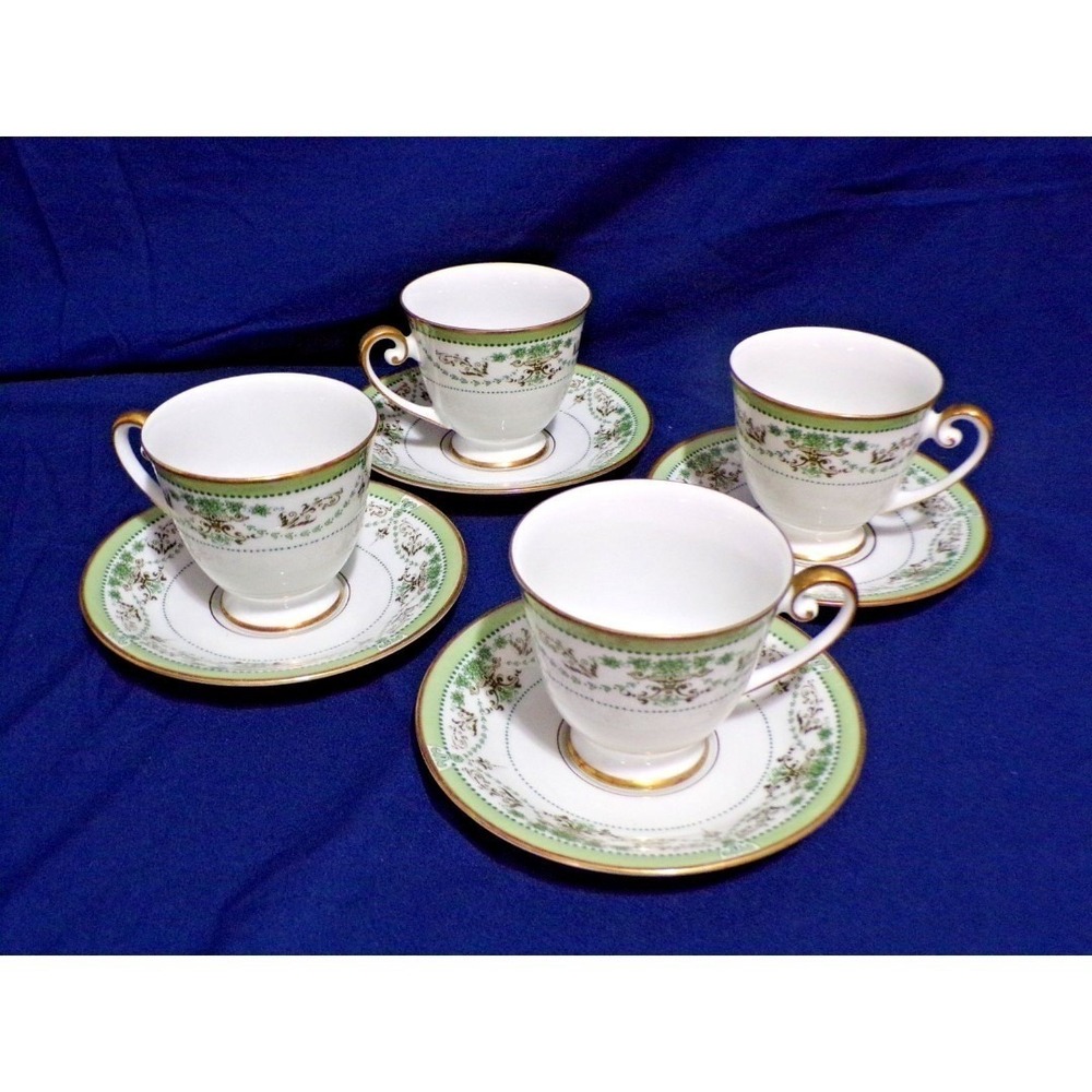 Vintage Tirschenreuth Trianon "Florance" Porcelain‎ 1838 Cups & Saucers 4 Each